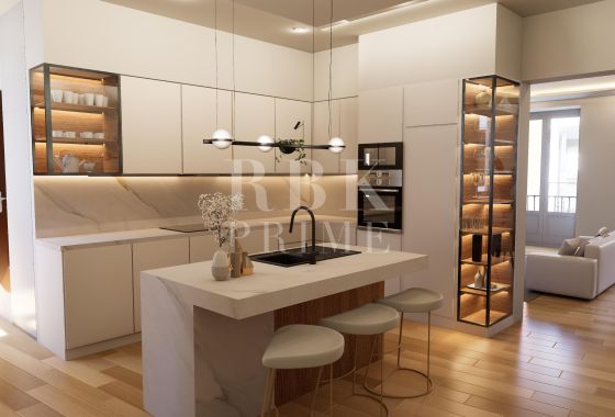 Duplex · Available - Madrid