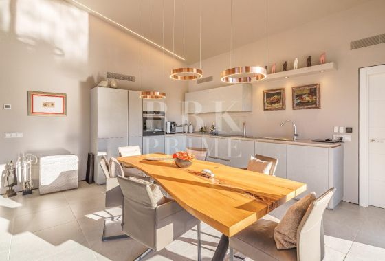Villa · Available - Calvià