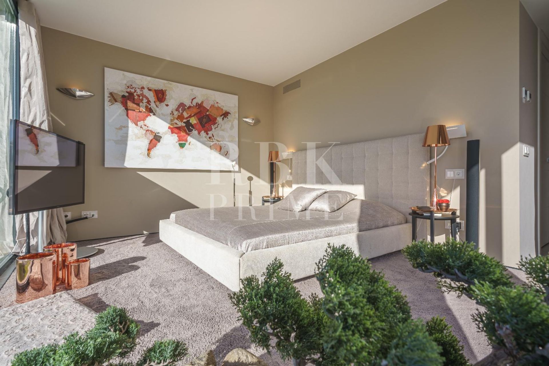 Available - Villa - Calvià
