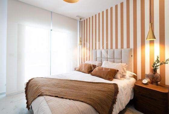 Apartment · Available - Alicante