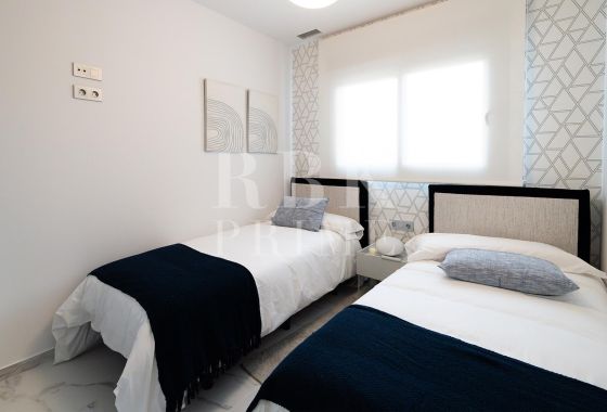 Apartment · Available - Alicante