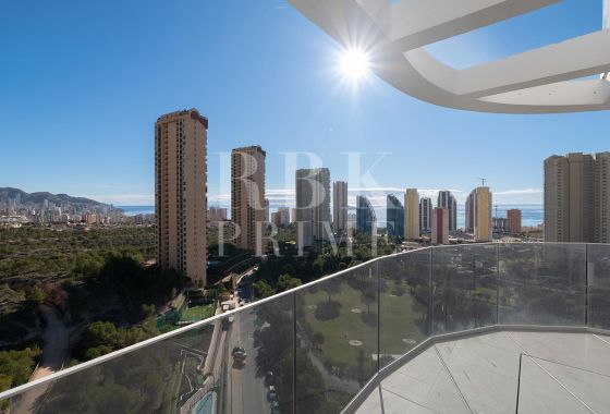 Apartment · Available - Alicante