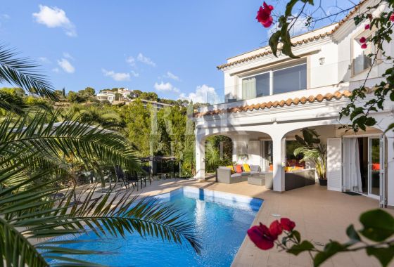 Villa · Available - Calvià