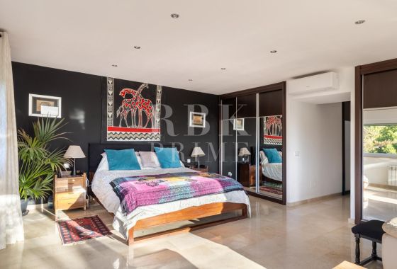 Villa · Available - Calvià