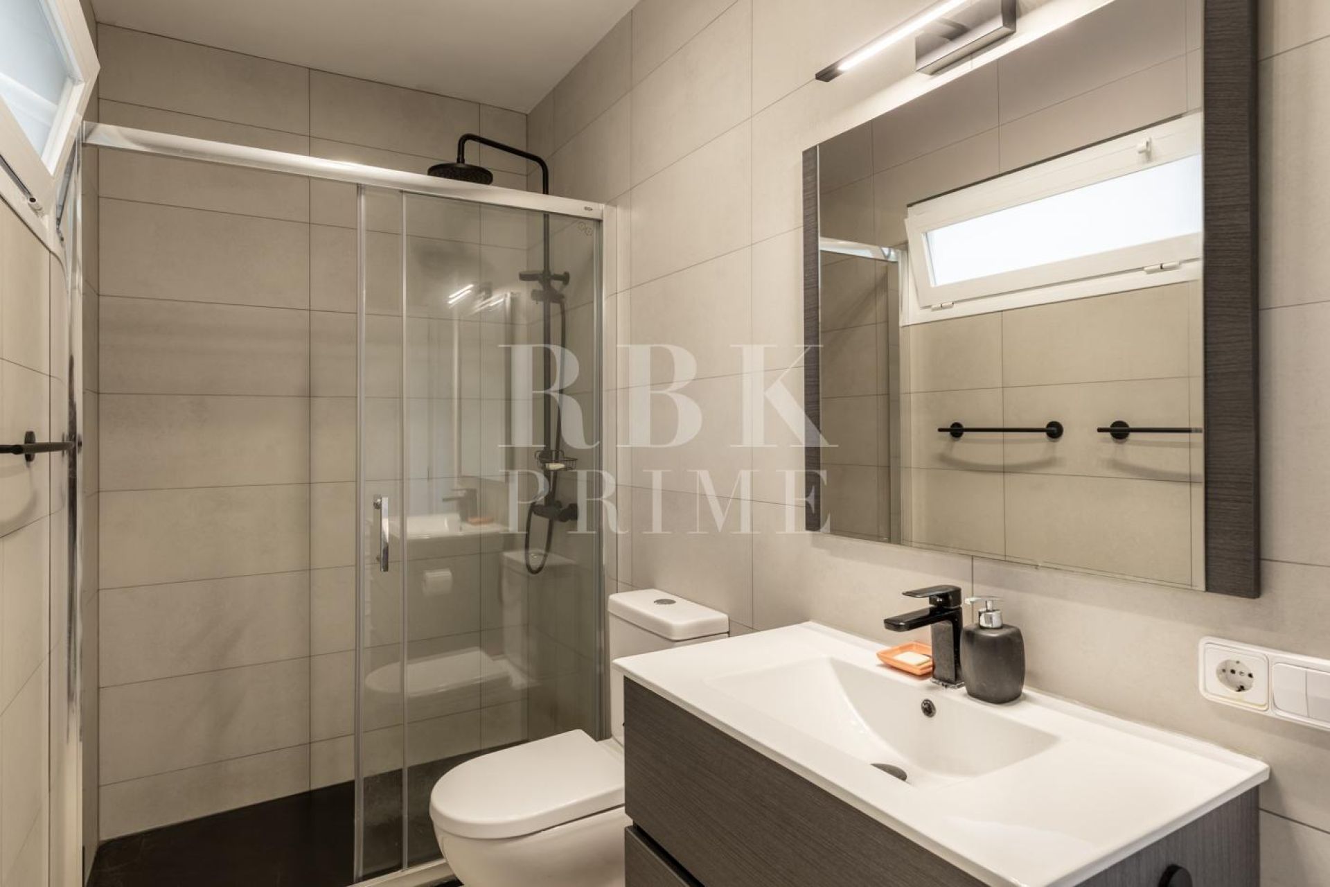 Available - Villa - Calvià