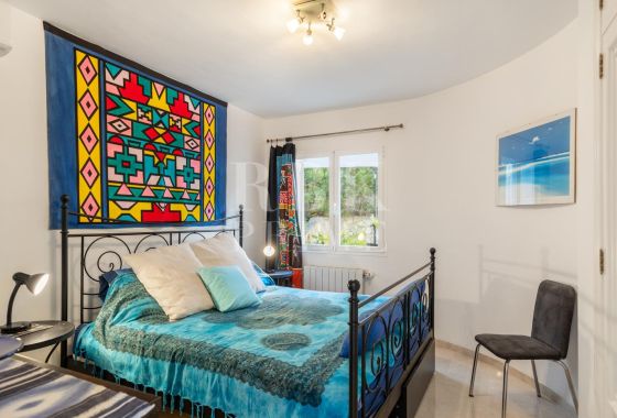 Villa · Available - Calvià