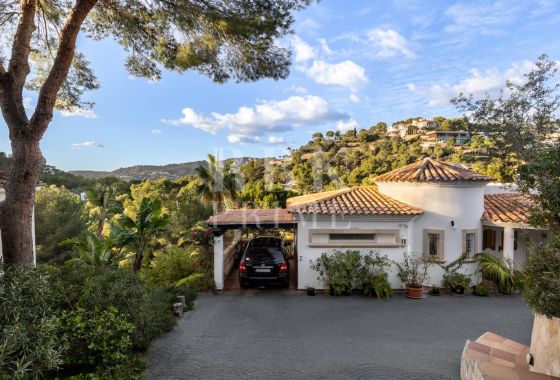 Villa · Available - Calvià