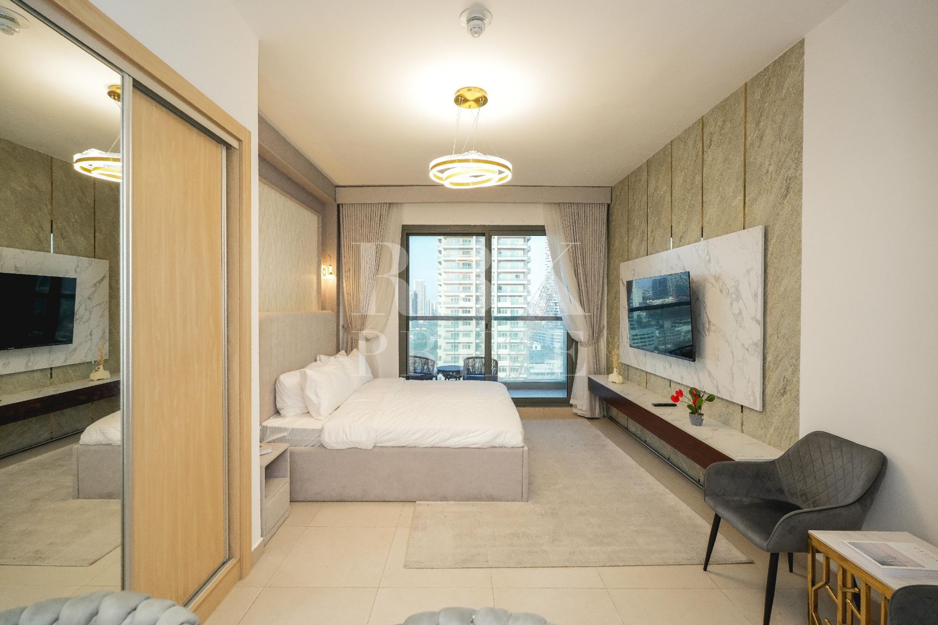 Available - Apartment - Dubai