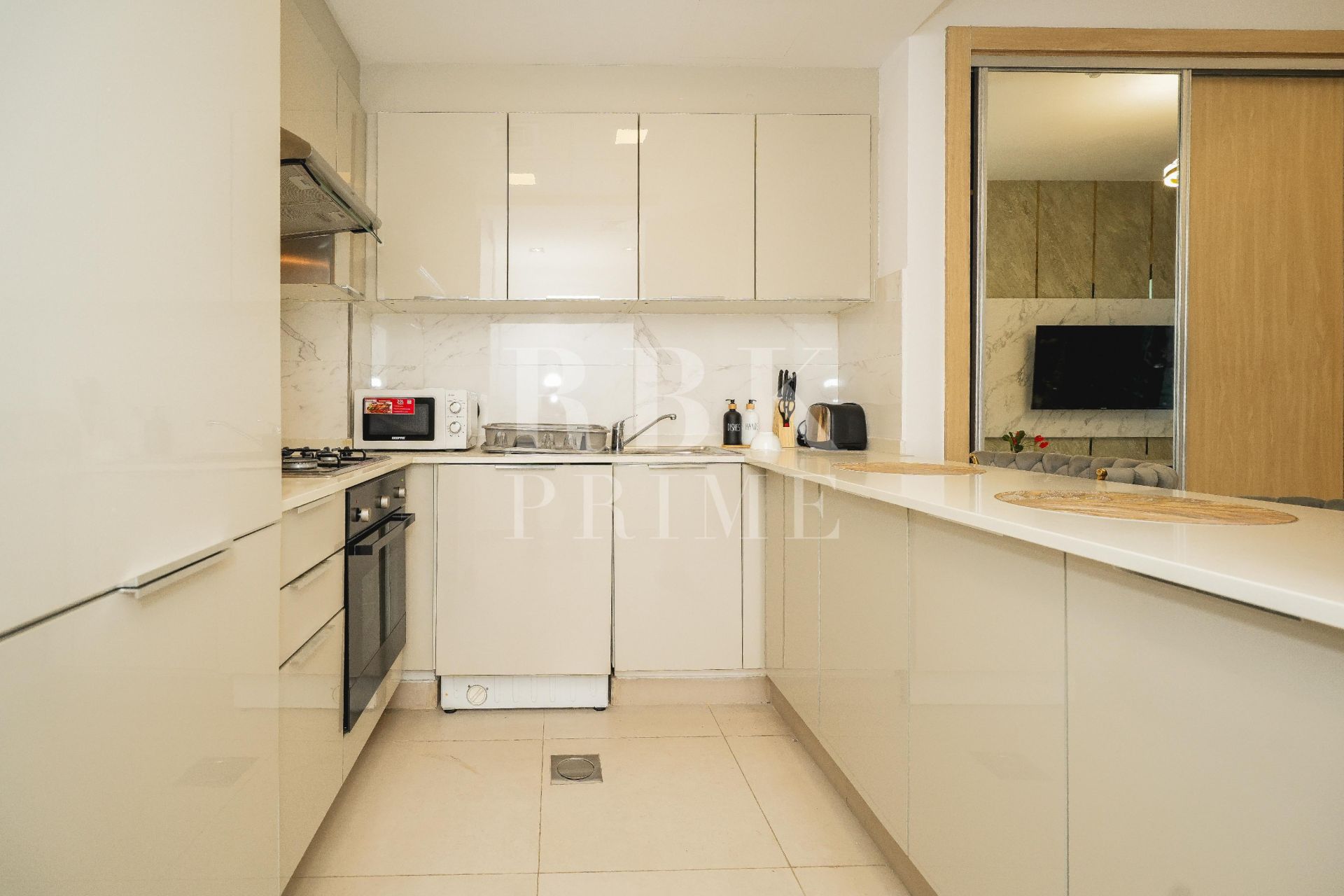 Available - Apartment - Dubai