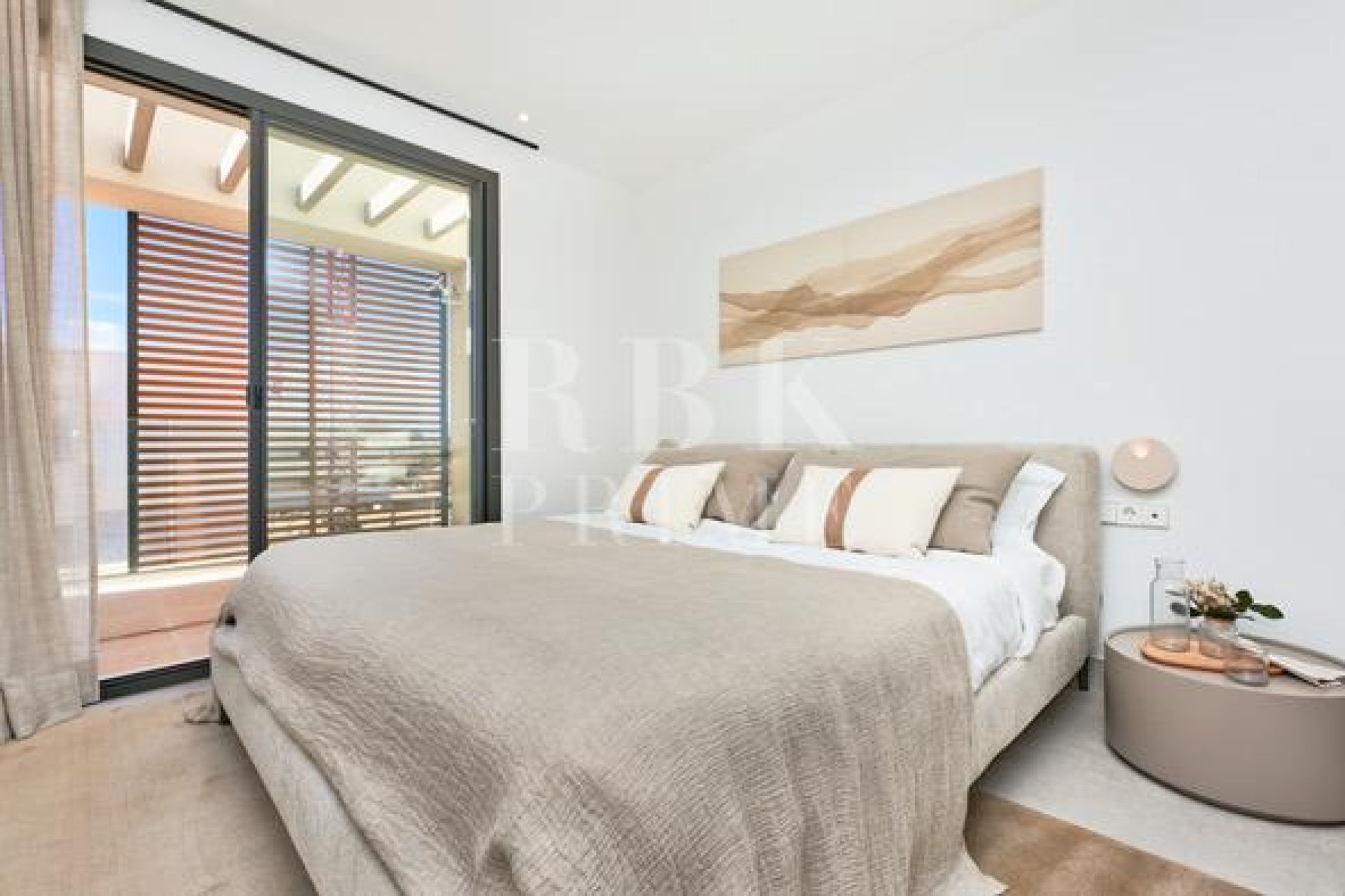 Available - Ground floor - Campos