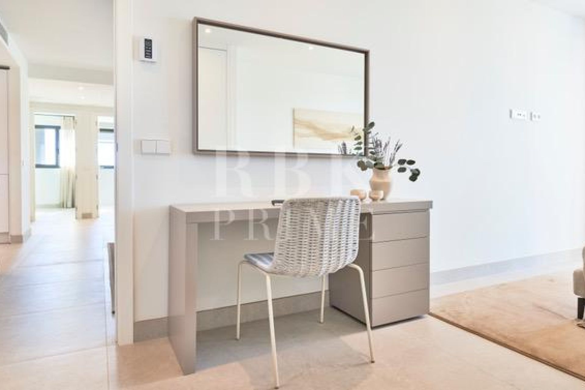 Available - Ground floor - Campos