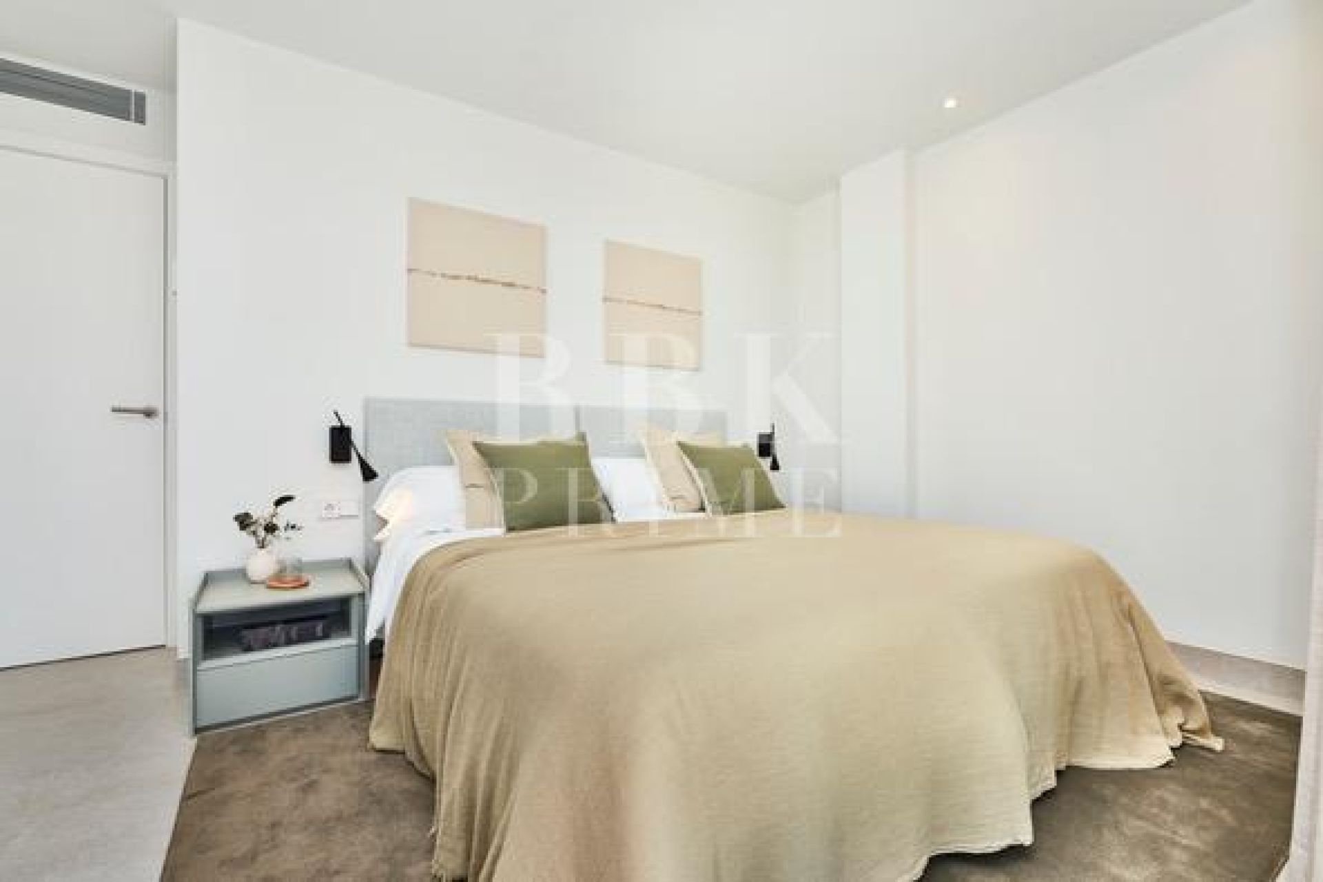 Available - Ground floor - Campos