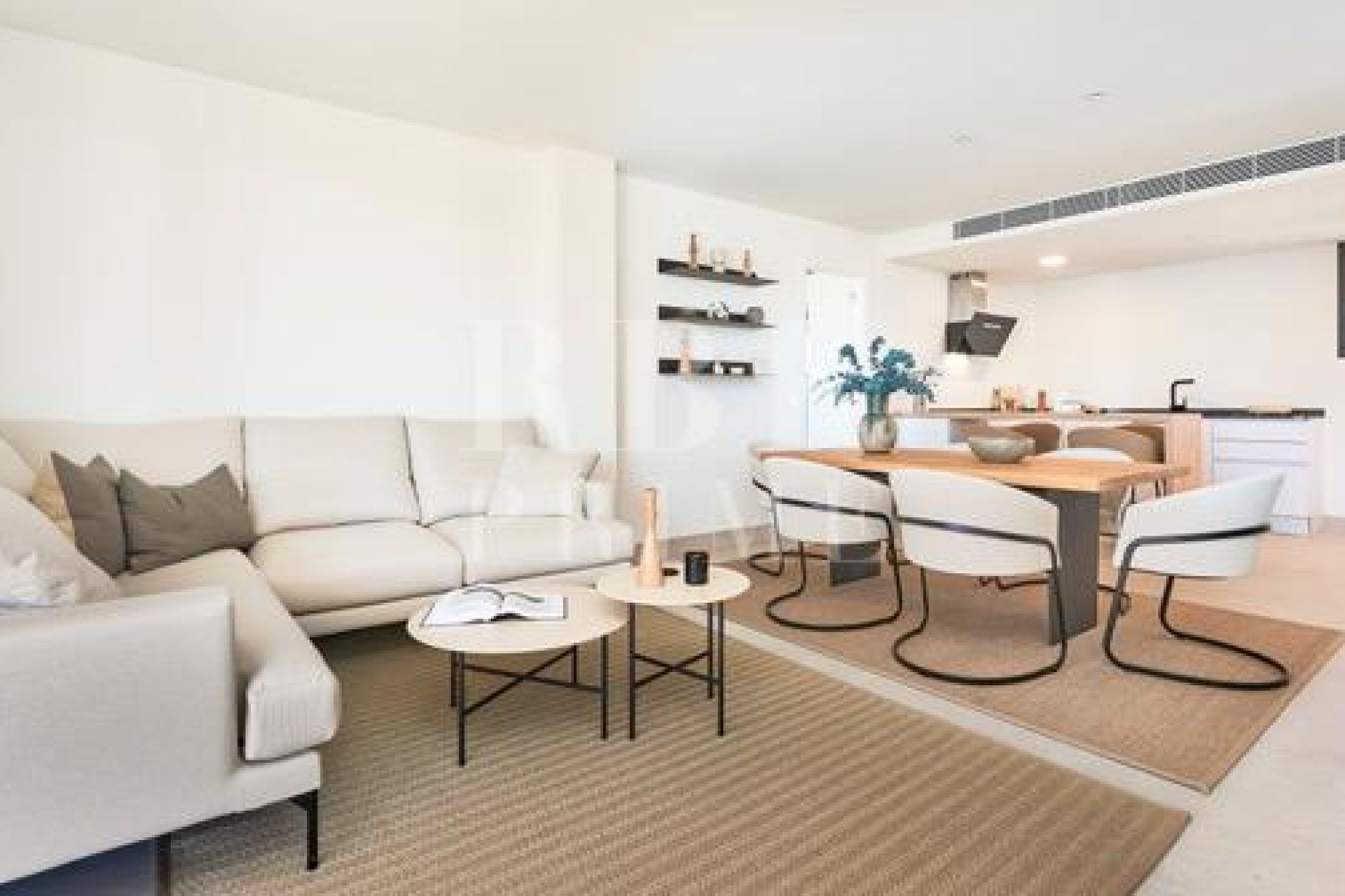 Available - Ground floor - Campos
