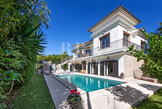 Villa · Available - Andratx