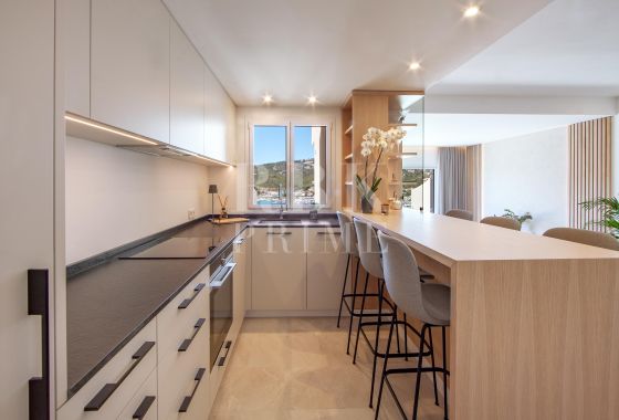 Semi-detached house · Available - Andratx