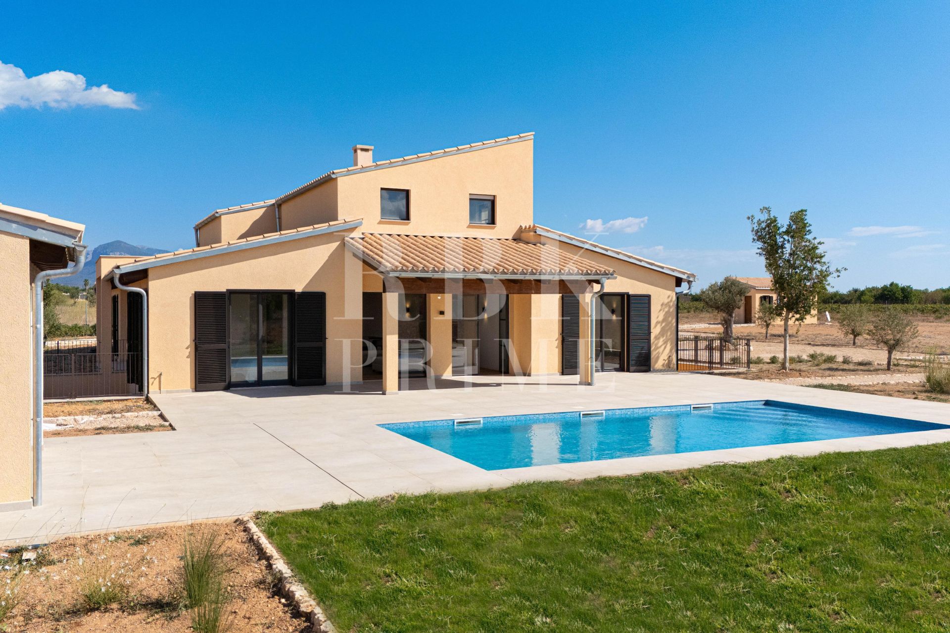 Available - Country property - Santa Maria