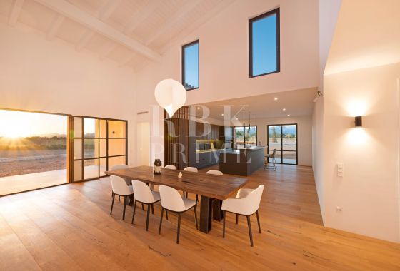 Available - Country property - Santa Maria