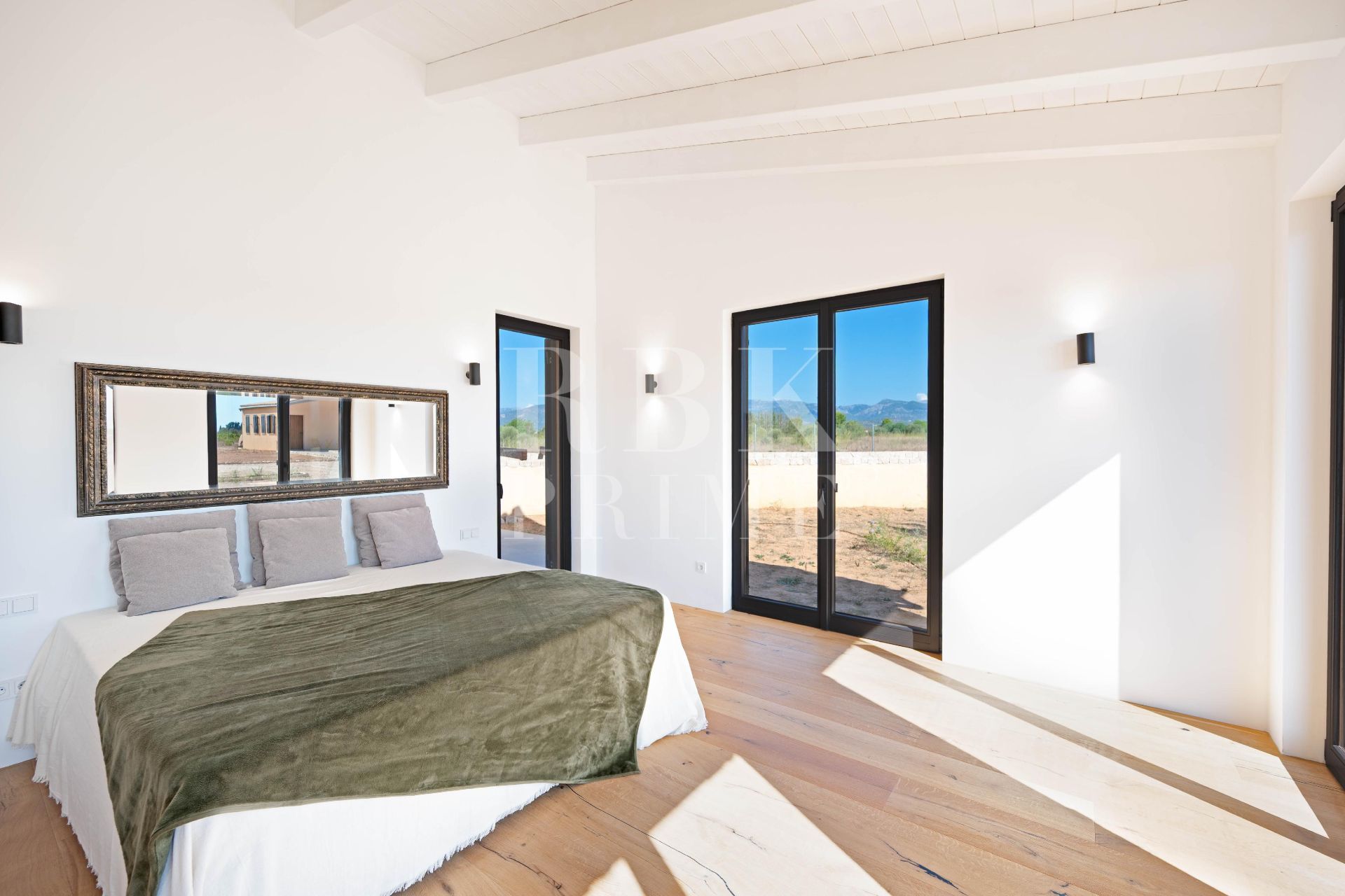 Available - Country property - Santa Maria