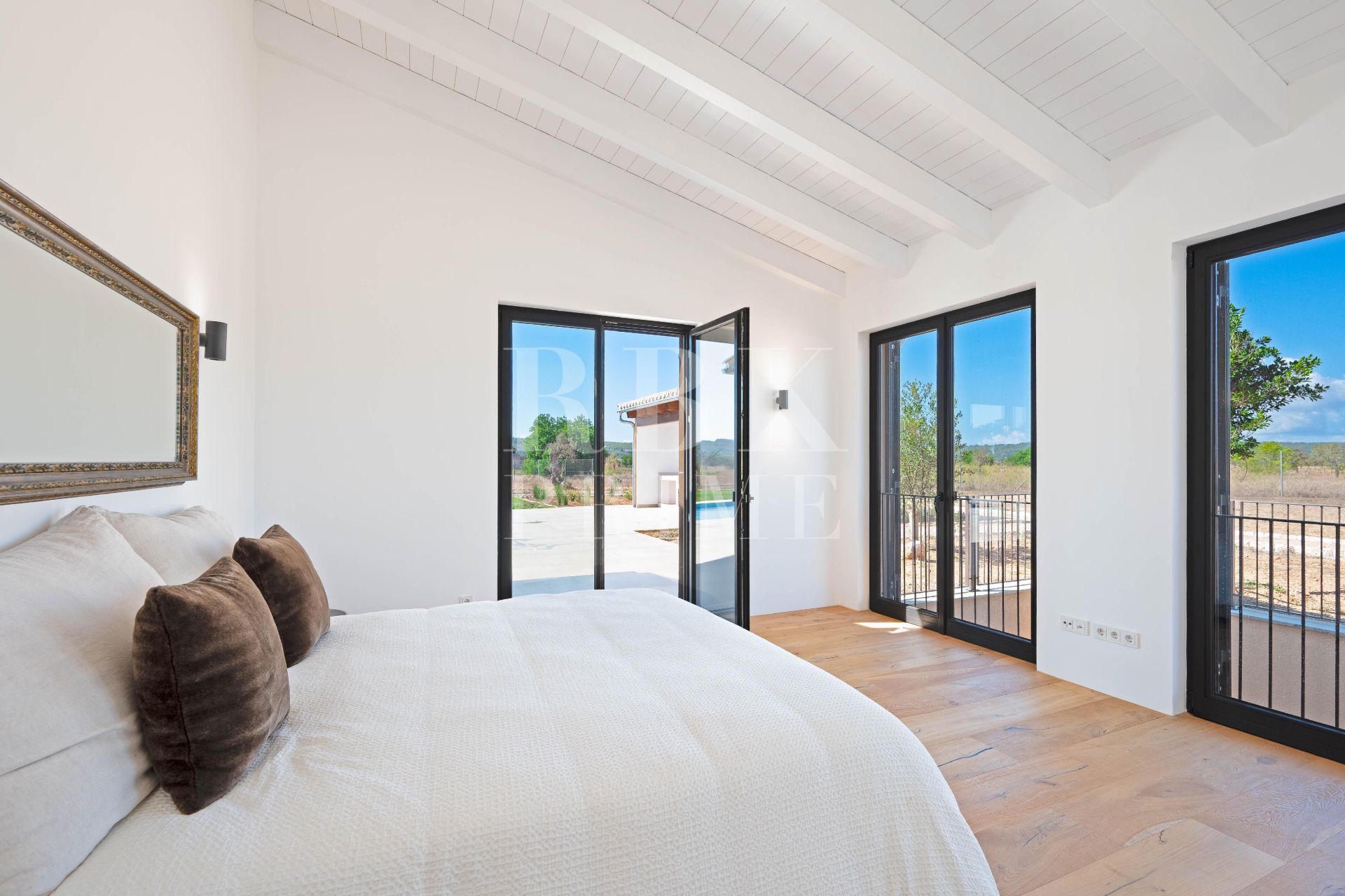 Available - Country property - Santa Maria