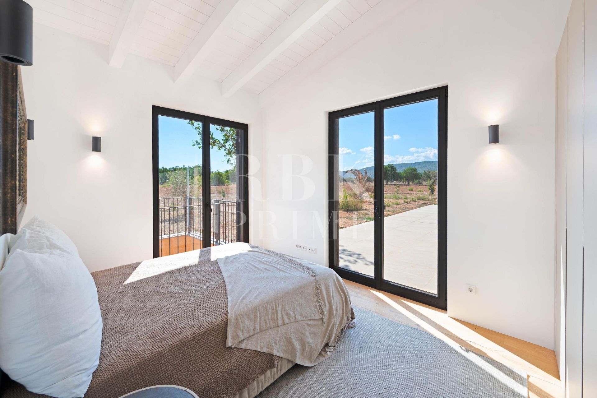 Available - Country property - Santa Maria