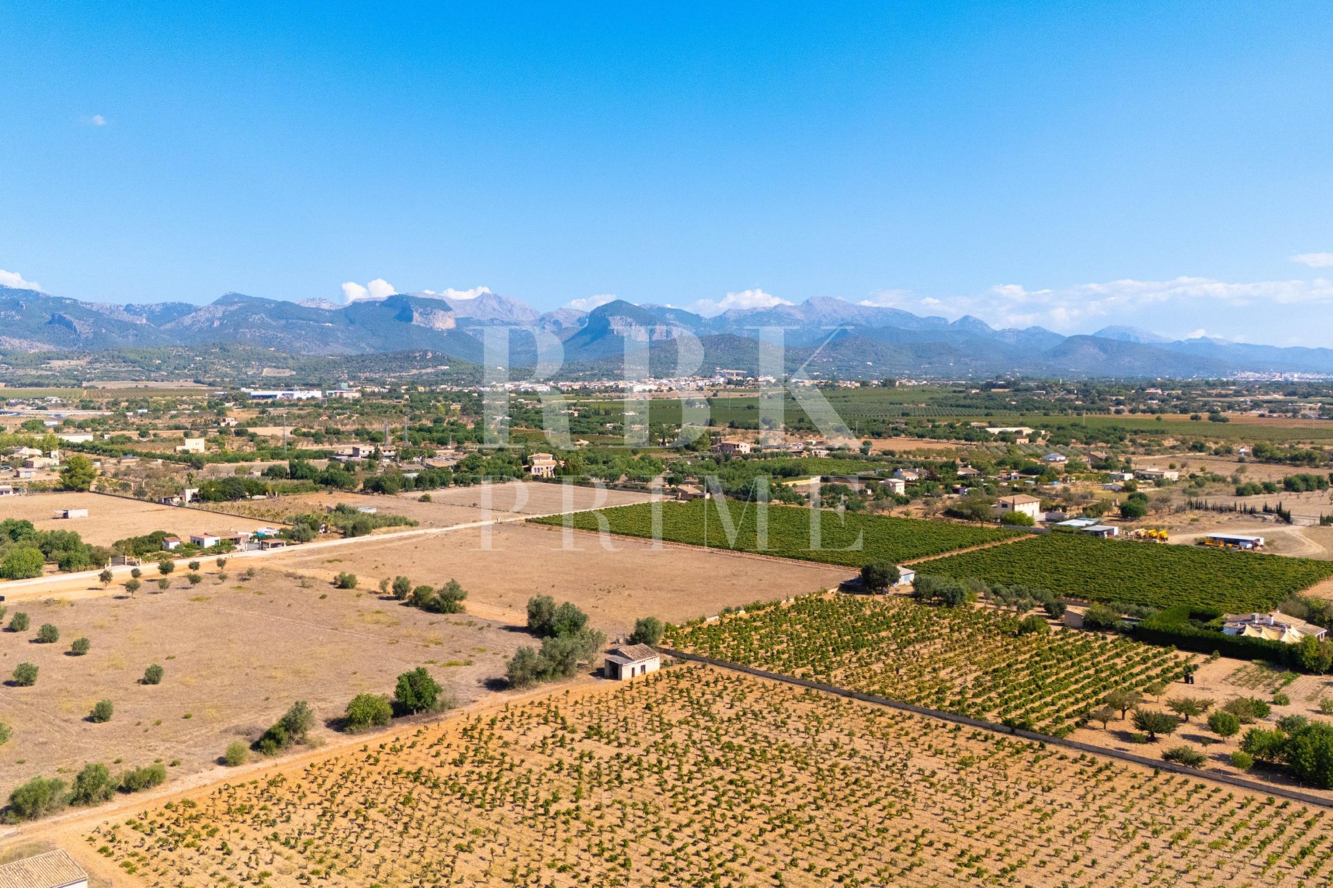 Available - Country property - Santa Maria