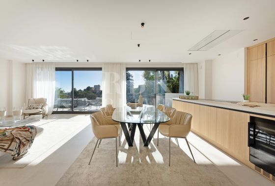 Villa · Available - Palma