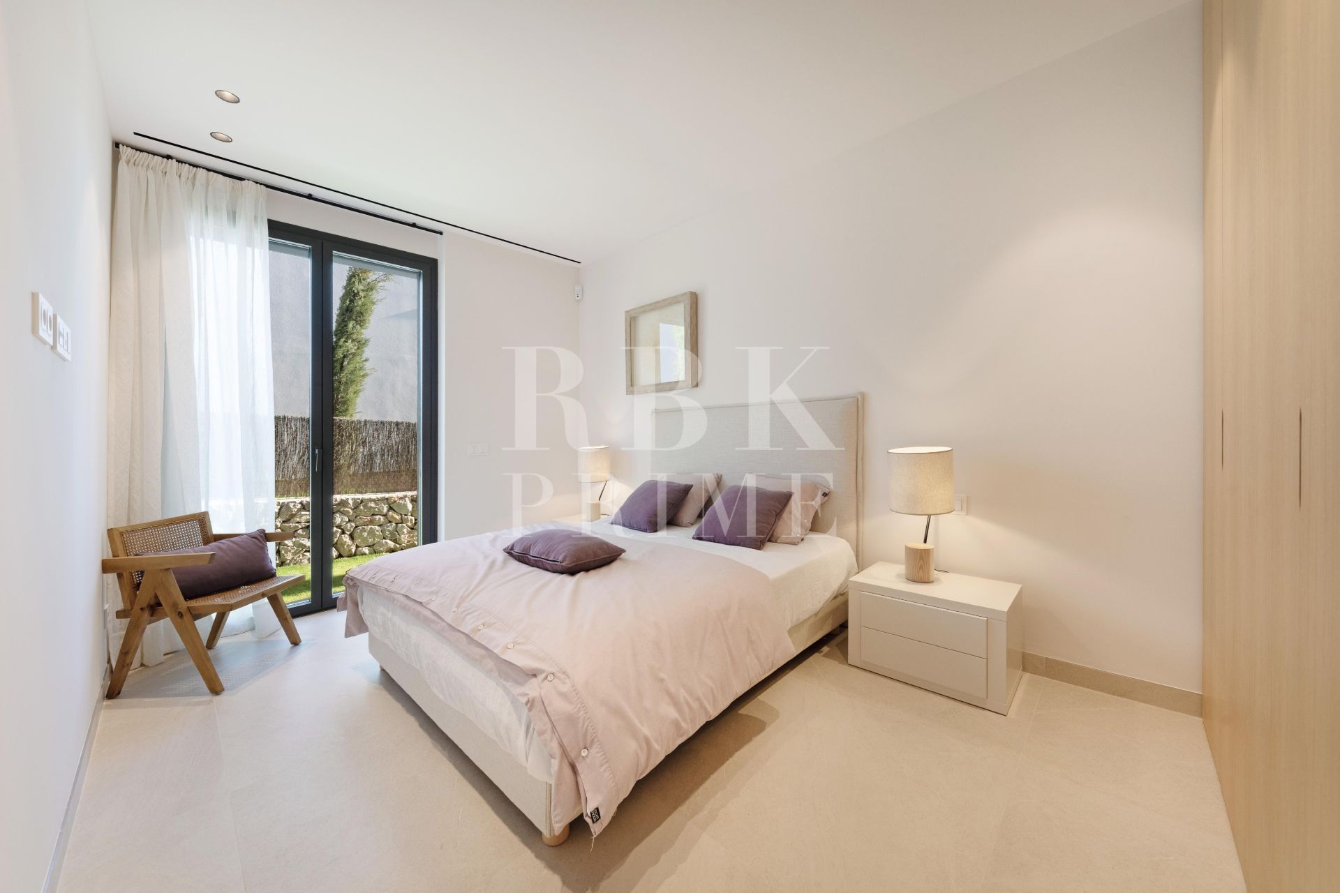 Available - Villa - Palma