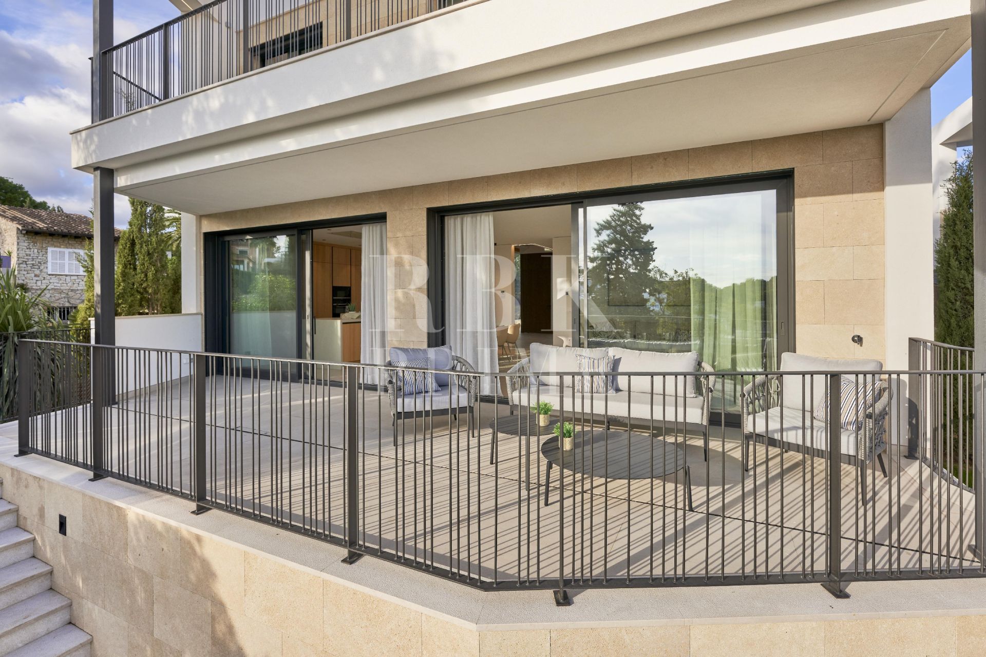 Available - Villa - Palma