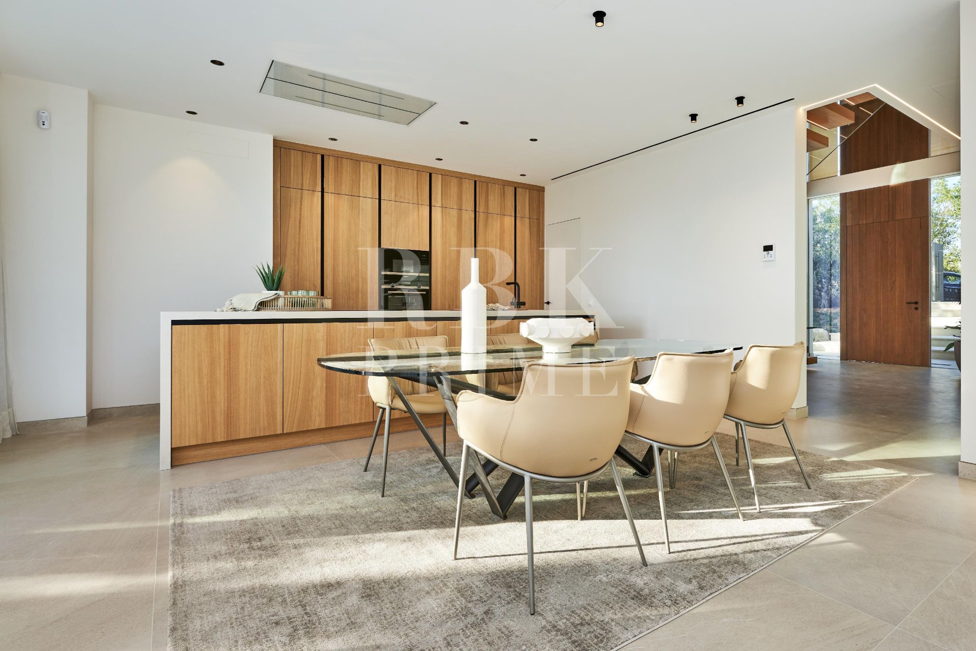 Available - Villa - Palma