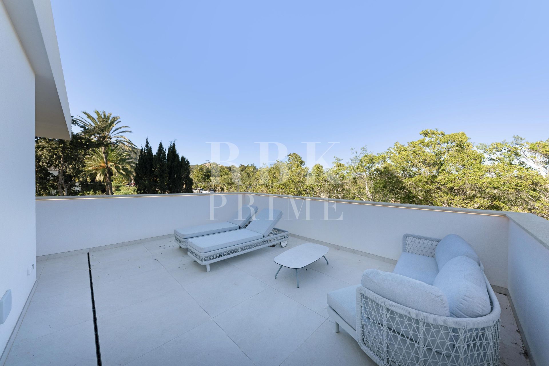 Available - Villa - Palma
