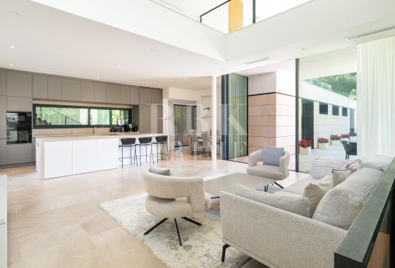Villa · Available - Calvià