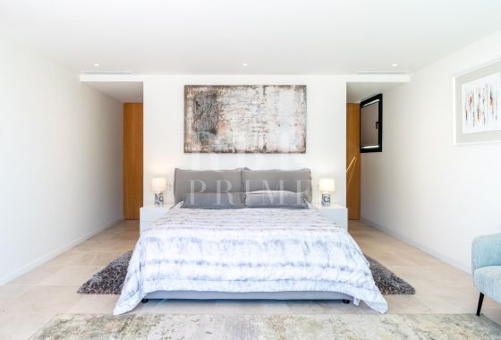 Villa · Available - Calvià