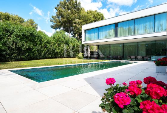 Villa · Available - Calvià