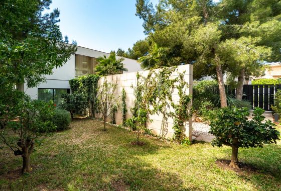 Villa · Available - Calvià