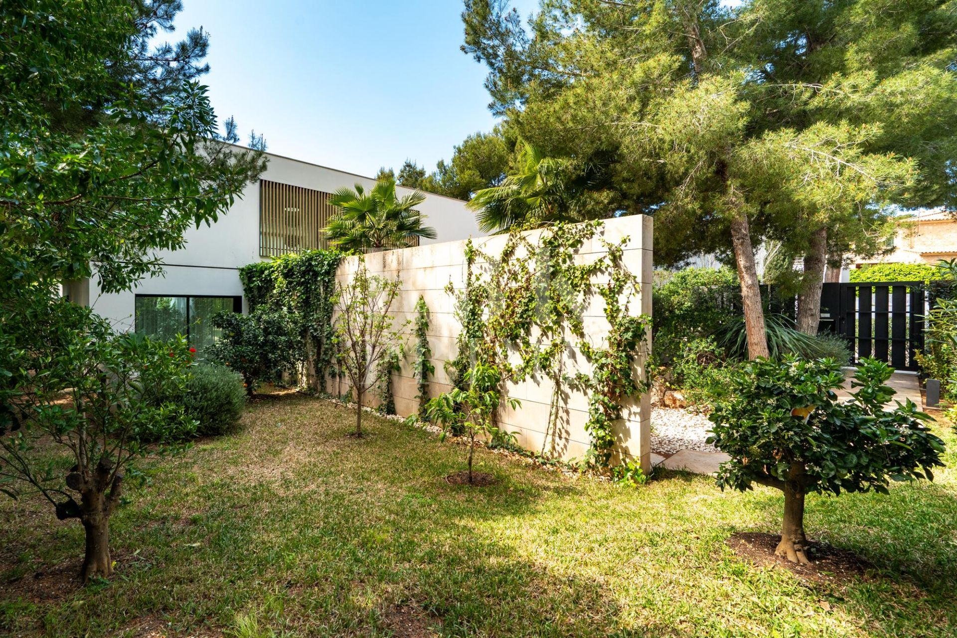 Available - Villa - Calvià