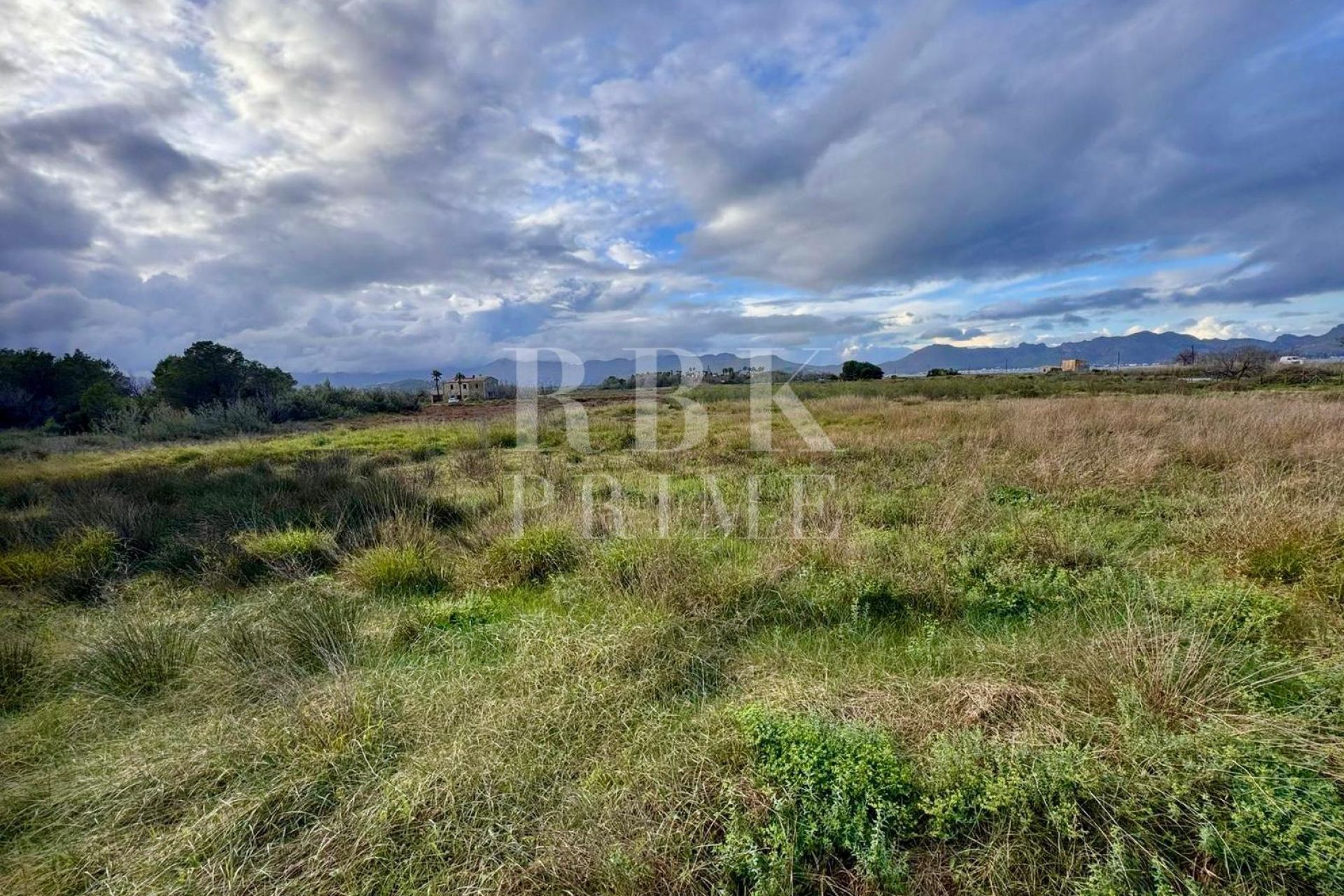 Available - Urban plot - Alcudia