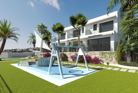 Semi-detached house · Available - Alicante