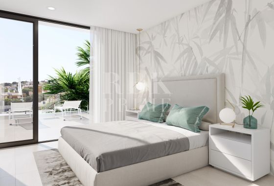 Villa · Available - Alicante