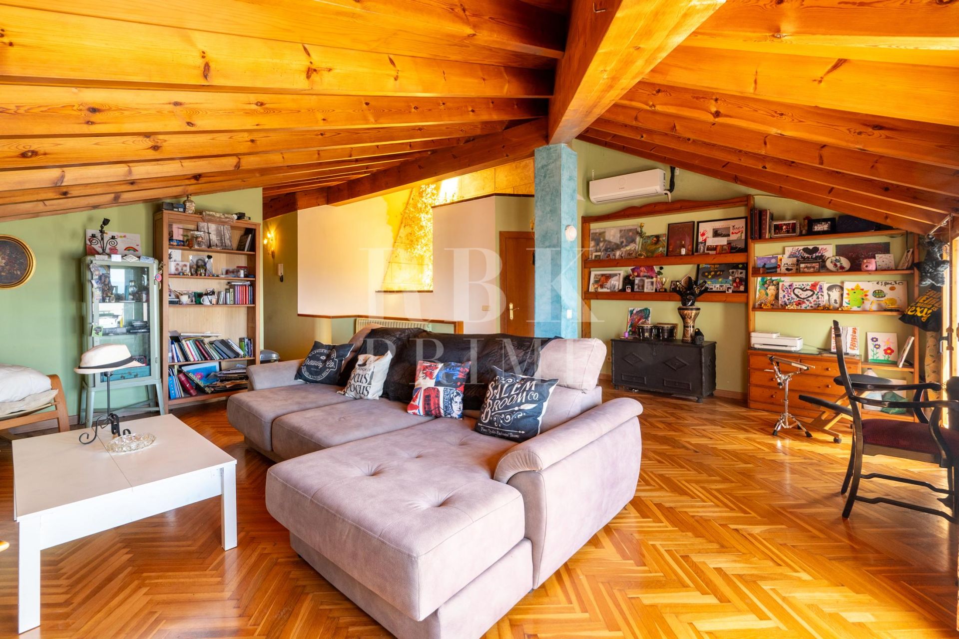 Available - Penthouse - Palma