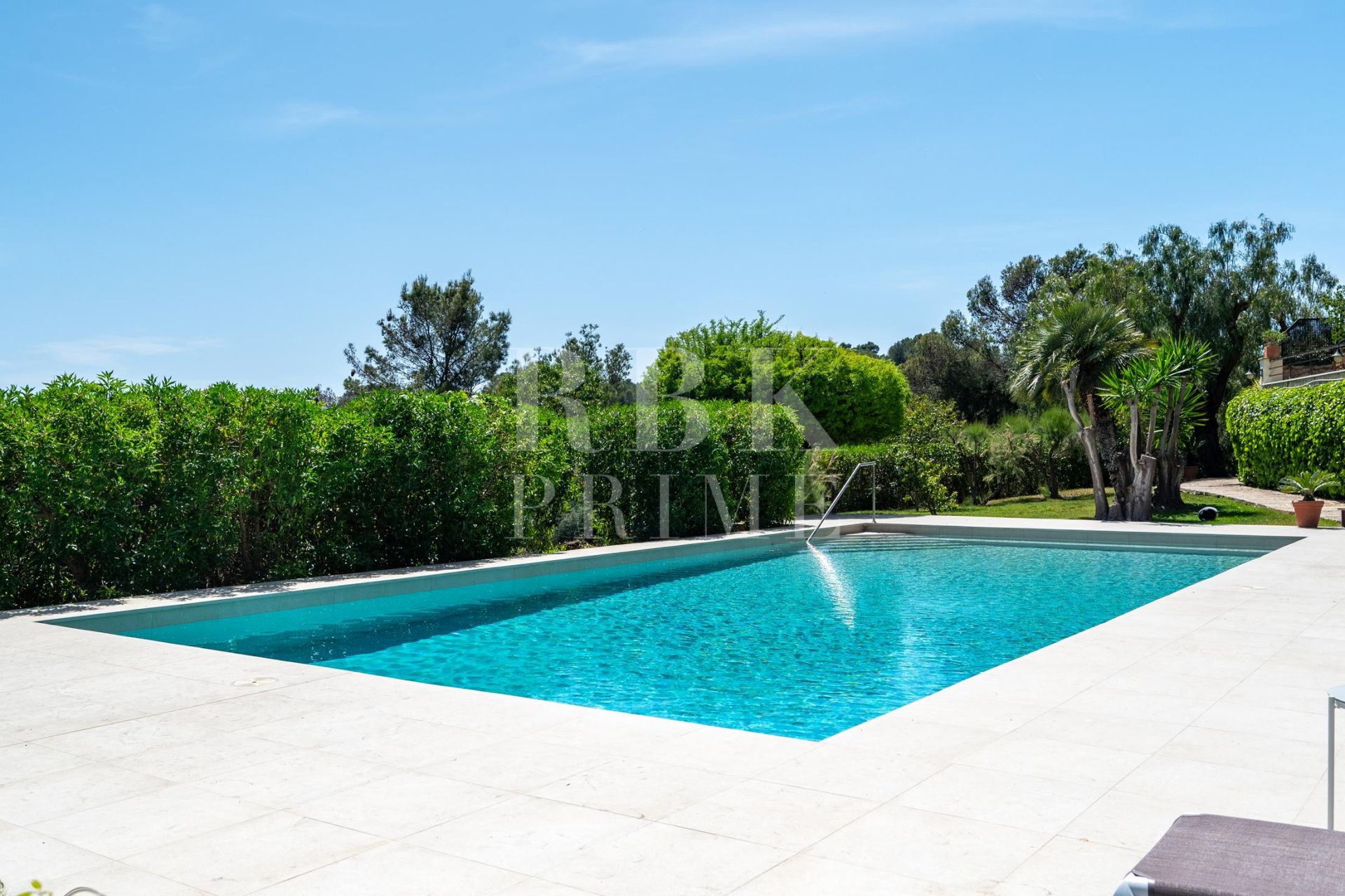 Available - Penthouse - Palma
