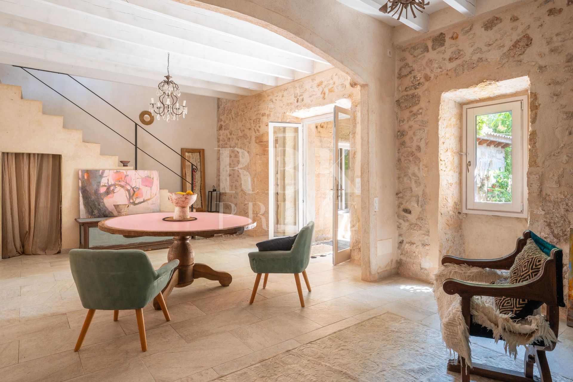 Available - Townhouse - Petra