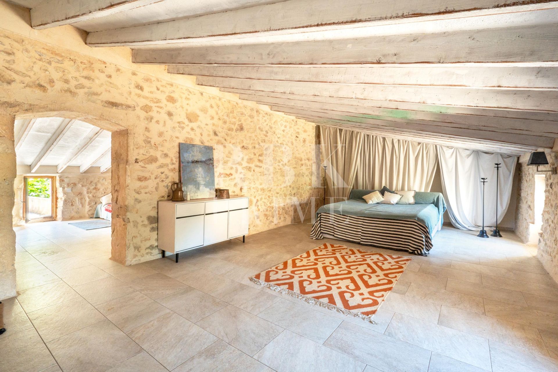 Available - Townhouse - Petra