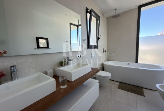 Villa · Available - Finestrat · Valencia