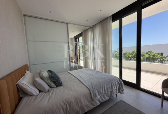 Villa · Available - Finestrat · Valencia