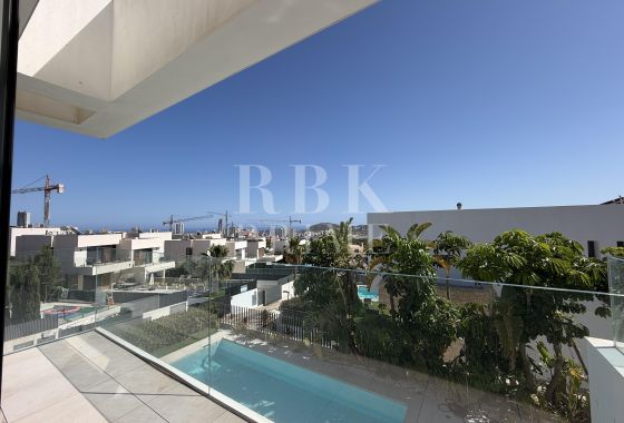 Villa · Available - Finestrat · Valencia