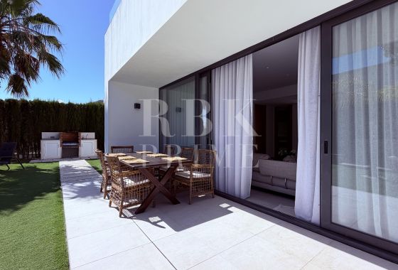 Villa · Available - Finestrat · Valencia
