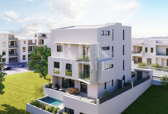 Penthouse · Available - Palma