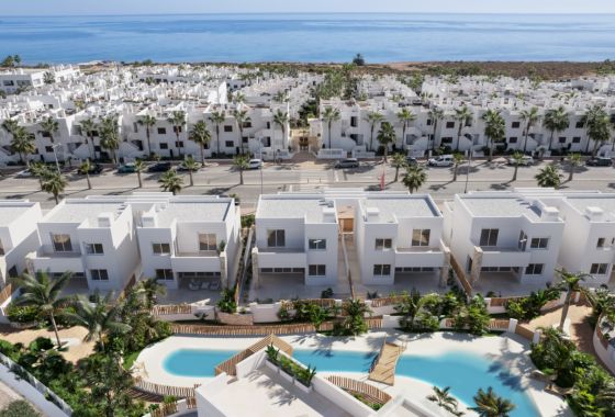 Villa · Neue Gebäude - San Juan de los Terreros · Almería