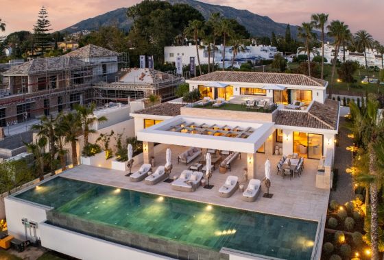Villa · New Build - Marbella · Málaga