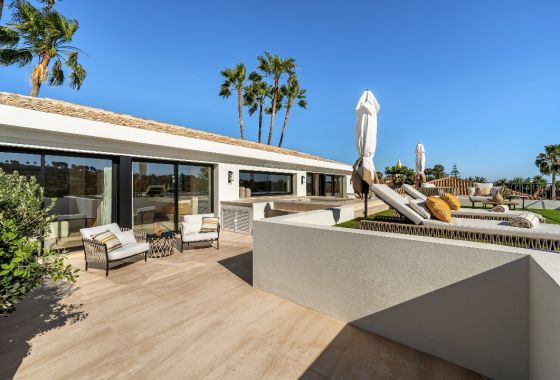 Villa · New Build - Marbella · Málaga